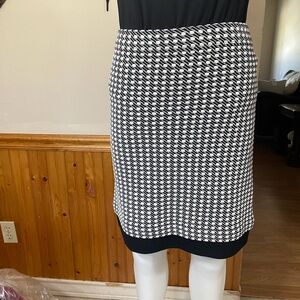 St. John Collection Textured Skirt